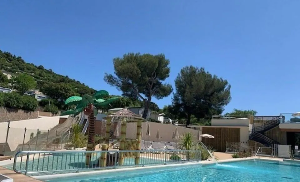 Bungalow Domaine De L'Ile D'Or Saint-Raphael  0*, Saint-Raphael (Var)